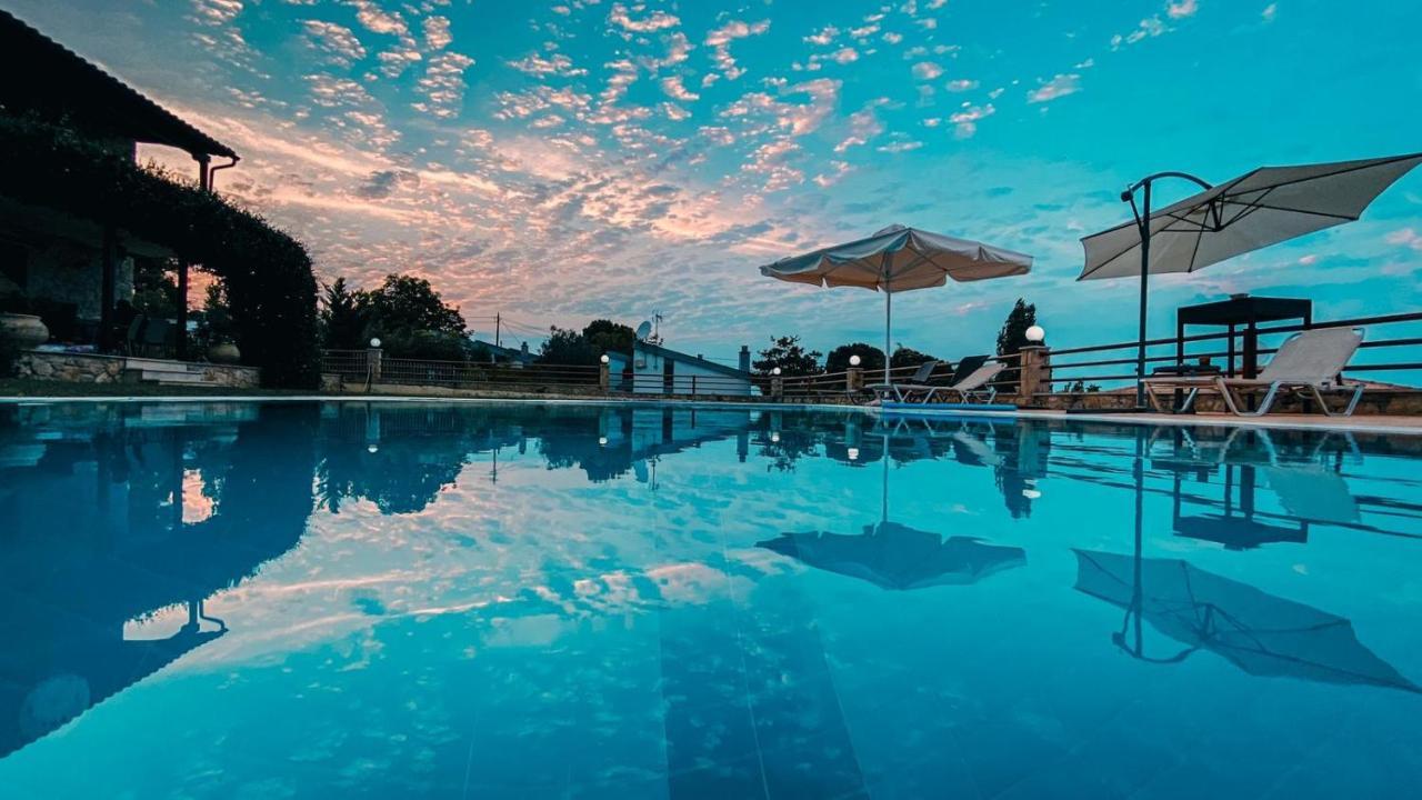 Daphne Villas Кріопігі Екстер'єр фото